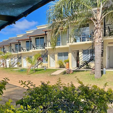 Brisas Del Lago Apartamentos Colón Exteriör bild