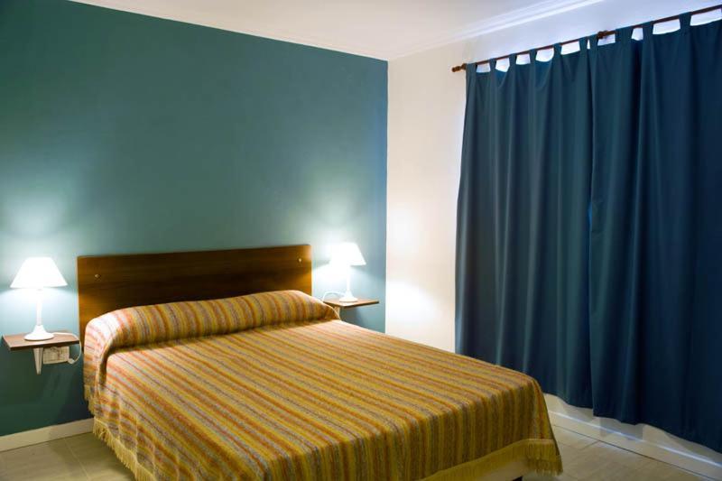Brisas Del Lago Apartamentos Colón Exteriör bild