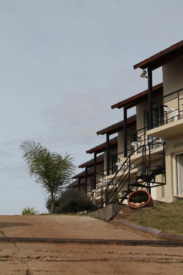 Brisas Del Lago Apartamentos Colón Exteriör bild